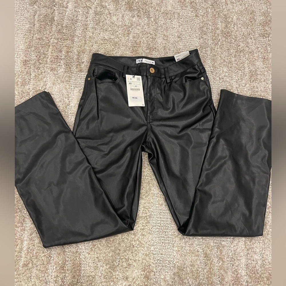 NWT: Zara STRAIGHT LEG MID RISE FAUX LEATHER LONG LENGTH PANTS